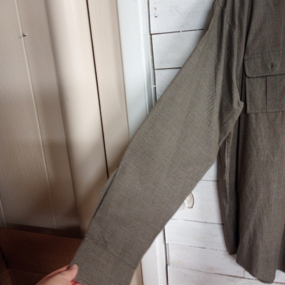 A(2)Z Men's Size XL Button Up Shirt, Contrasting Plaid Cuffs Collar, Casual Fit - Picture 5 of 11